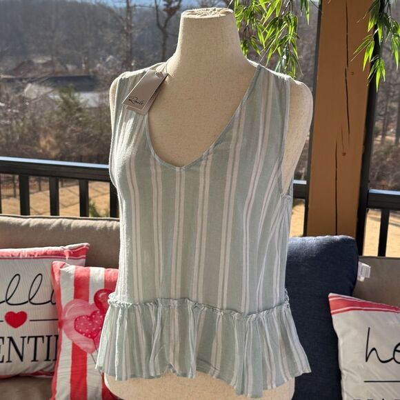 RAILS "NWT" BLOUSE SIZE MEDIUM - Picture 6 of 6